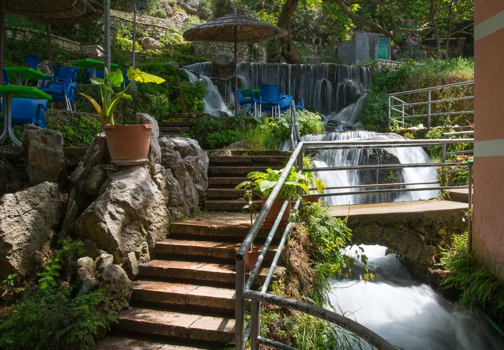 Vila Florika Hotel Borsh Zewnętrze zdjęcie